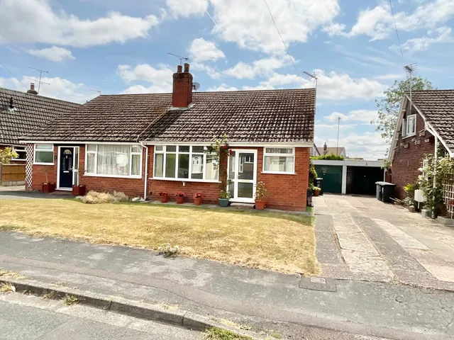 Milton Drive, Wistaston, CW2, photo 1