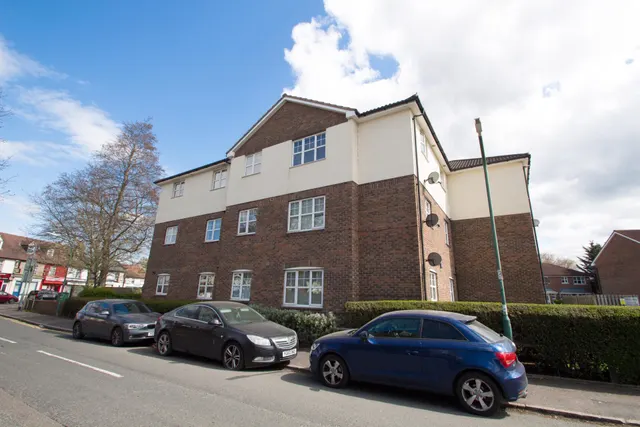 Newbury Close, Dartford, Kent, DA2, photo 1
