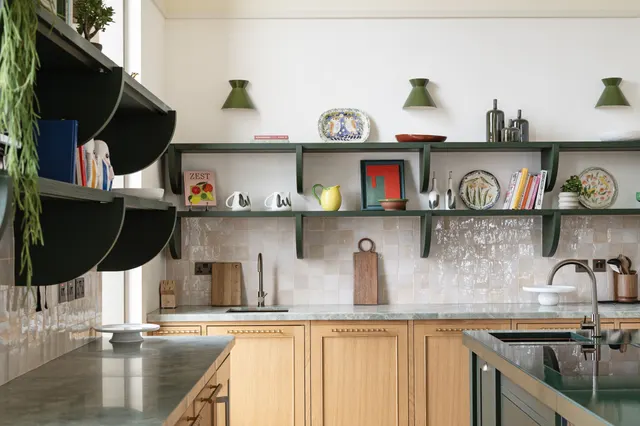 Photo 2 — Showflat Type 5, The Eades, Walthamstow
