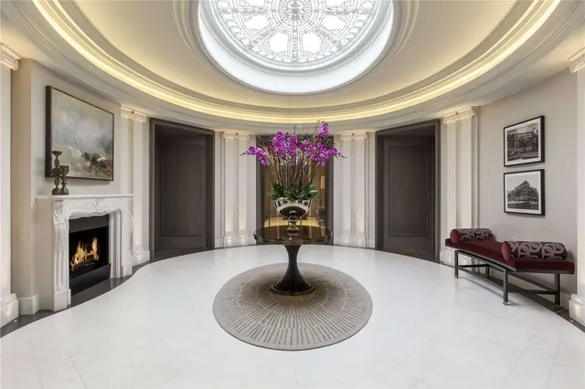 1 Grosvenor Square, Mayfair, London, W1K 4BN, photo 1