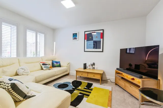 Photo 2 — Silvermede Road, Wynyard, Billingham