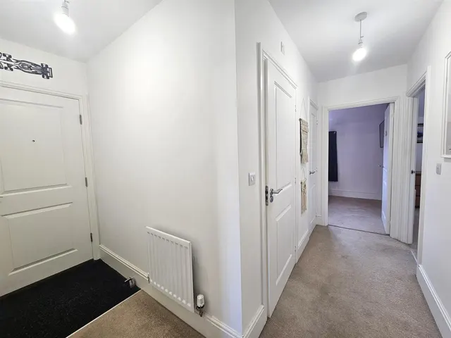 Willow Avenue, Steeton, BD20, photo 2