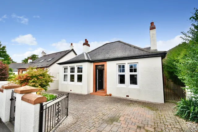 2 Hilary Crescent, Ayr, KA7 2JU, photo 1