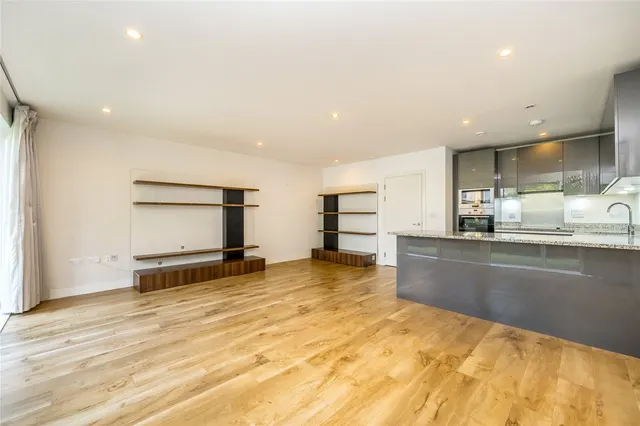Meadowside, Kidbrooke Village, SE9, photo 3