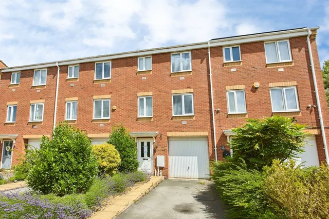 Balata Way, Burton-On-Trent, DE13, photo 2