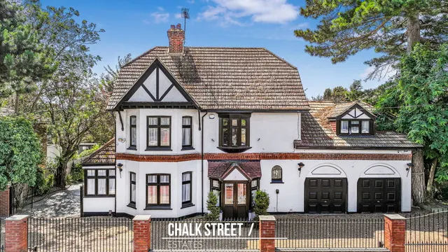 Herbert Road, Emerson Park, RM11, photo 1