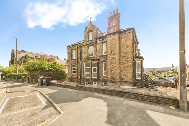 Percy Street, Huddersfield, photo 1