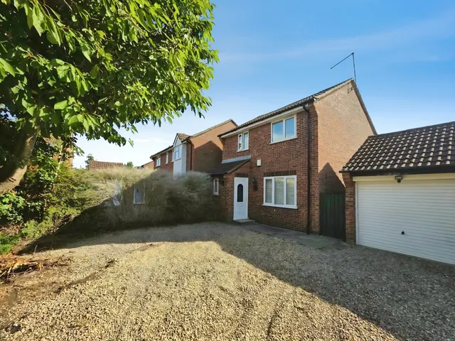 Paulsgrove Peterborough, PE2, photo 1