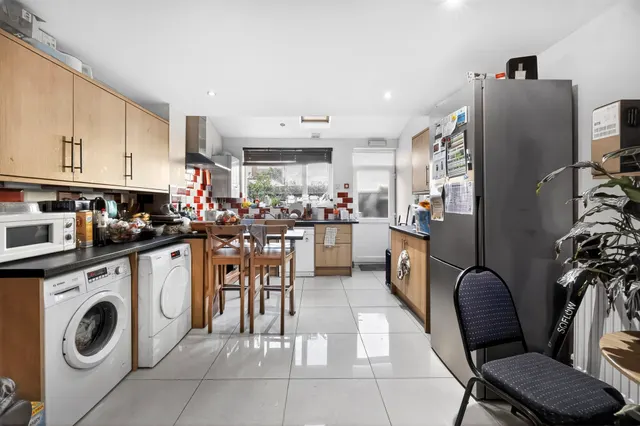 Stuart Road, London, NW6, photo 2