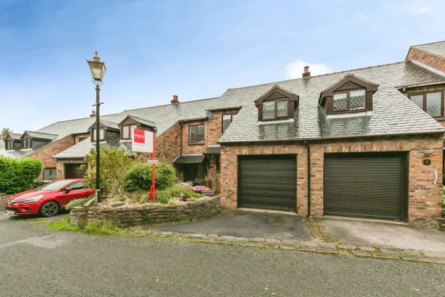 Roan Court, Macclesfield, Cheshire, SK11, photo 1