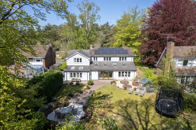 Tavistock Road, Fleet, GU51 4EH, photo 1