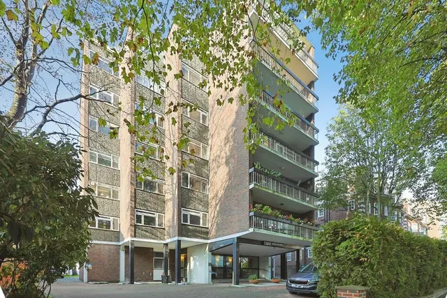 Avenue Road, London, NW8, photo 1