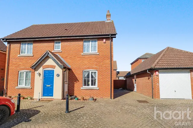 Mary Rose Close, Chafford Hundred, RM16, photo 2