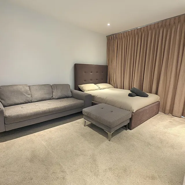 Fully Furnished 2-Bedroom Apartment w, photo 2