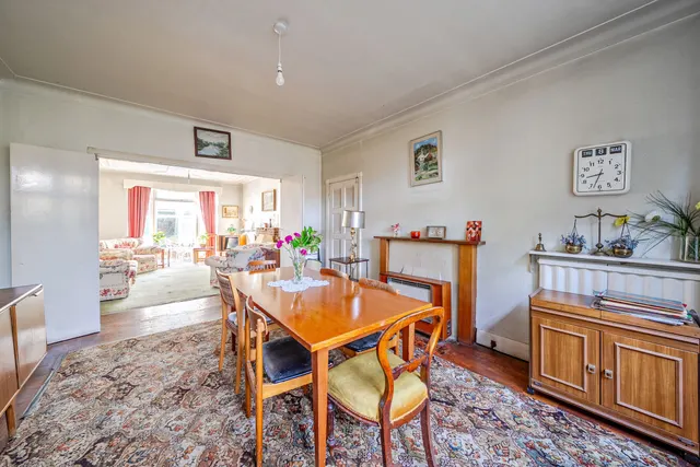 Photo 3 — Albemarle Road, Beckenham, BR3