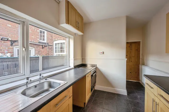 Victoria Street, Maltby, S66, photo 3