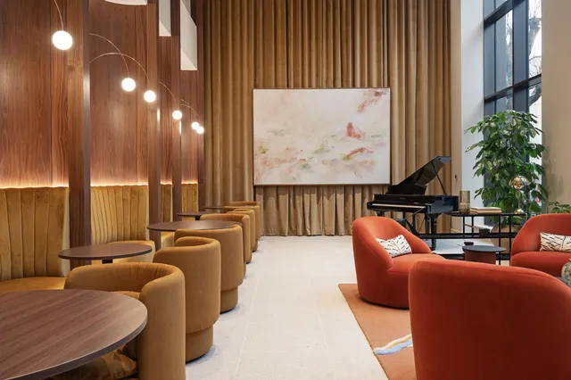 Photo 3 — 104 Peek Court, Pearl Yard, London