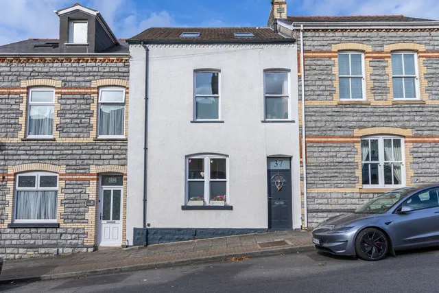 Db, photo 1