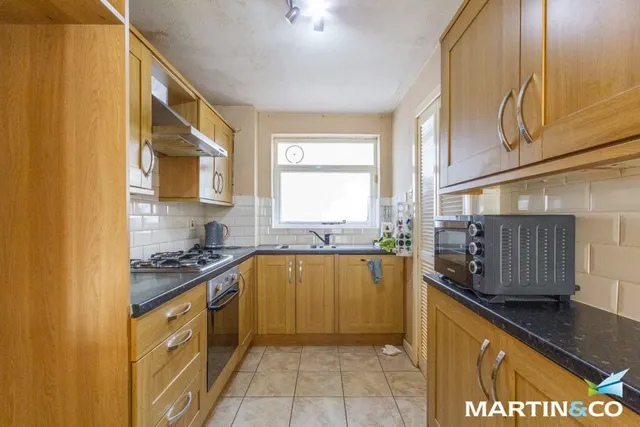 Photo 2 — Hunstanton Avenue, Harborne, B17