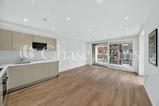 Sayer Street, Elephant & Castle, SE17, photo 1
