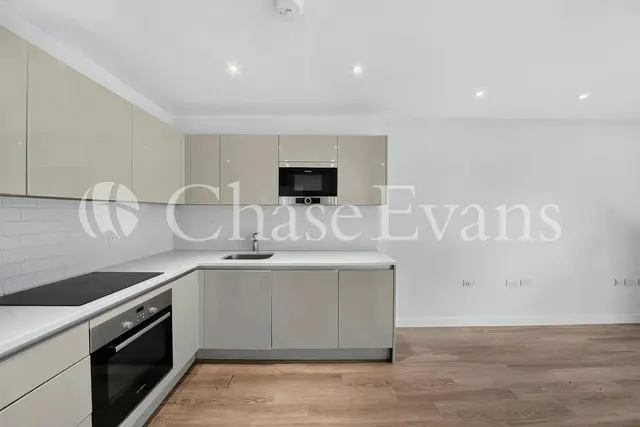 Sayer Street, Elephant & Castle, SE17, photo 2