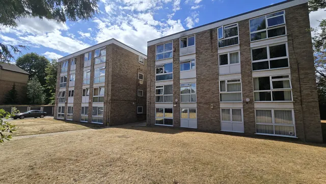 1 bedroom flat — Beckenham, BR3 1QL