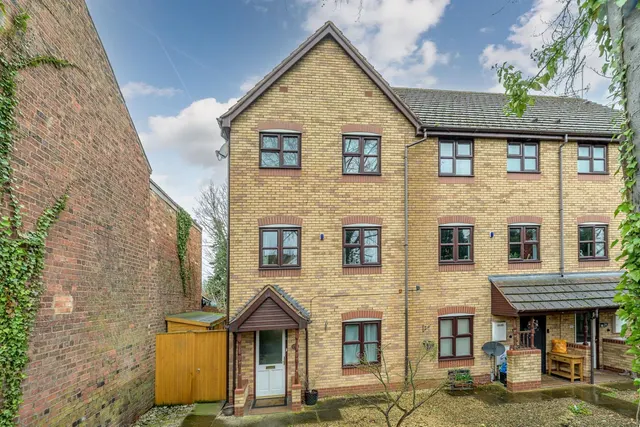 Stream Road, Wordsley, DY8 5QU, photo 1