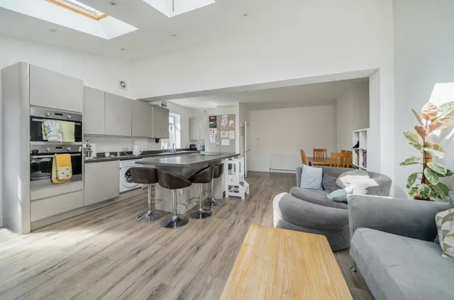 Photo 2 — Coronation Road, Aldershot, GU11 3PY