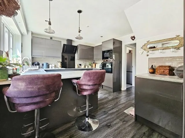 Little Hyde Close, Great Yeldham, CO9, photo 2