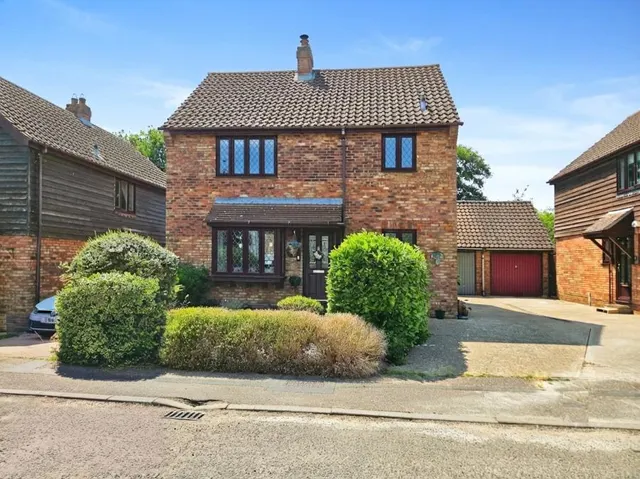 Little Hyde Close, Great Yeldham, CO9, photo 1