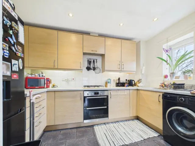 Ashdene Gardens, Reading, RG30, photo 3
