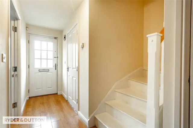 Saddlecote Close, Crumpsall, M8, photo 2