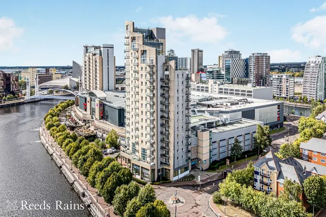 The Quays, Salford, M50, photo 1