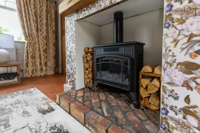 Tattenhall Road, Chester, CH3, photo 3