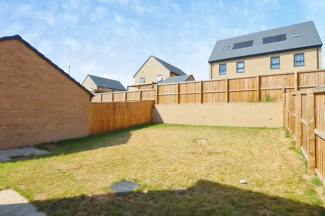 Photo 2 — Whitebeam Rise, Kiveton Park, Sheffield, South Yorkshire, S26