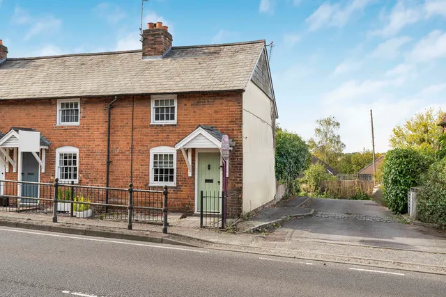 The Street, Wrecclesham, GU10, photo 1