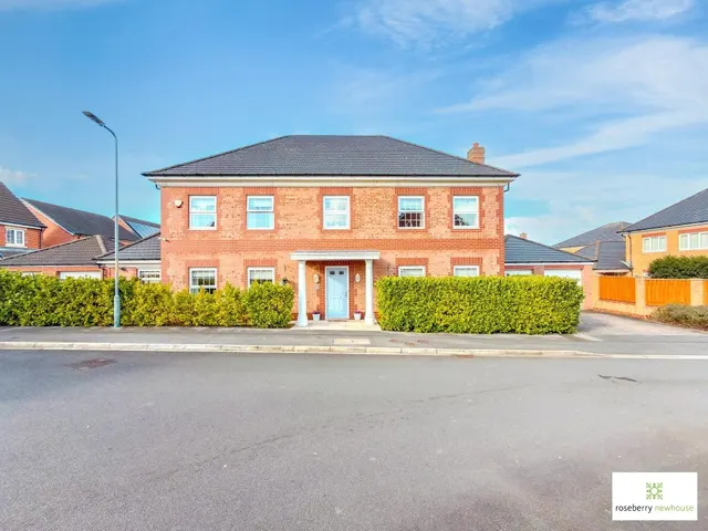 Brantingham Drive, Ingleby Barwick, photo 1