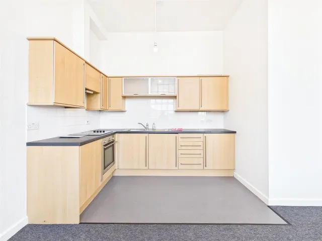 Egypt Road, Nottingham, NG7, photo 2