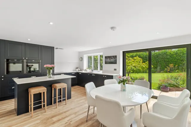 Photo 2 — Chessington Close, Appleton, Warrington, Warrington, WA4 5HG