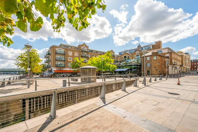 104 Putney Wharf, 25 Brewhouse Lane, London, photo 1
