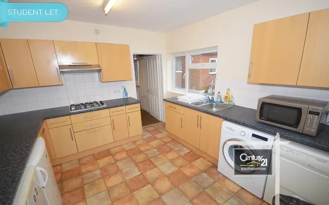 Gordon Avenue, Southampton, SO14, photo 2