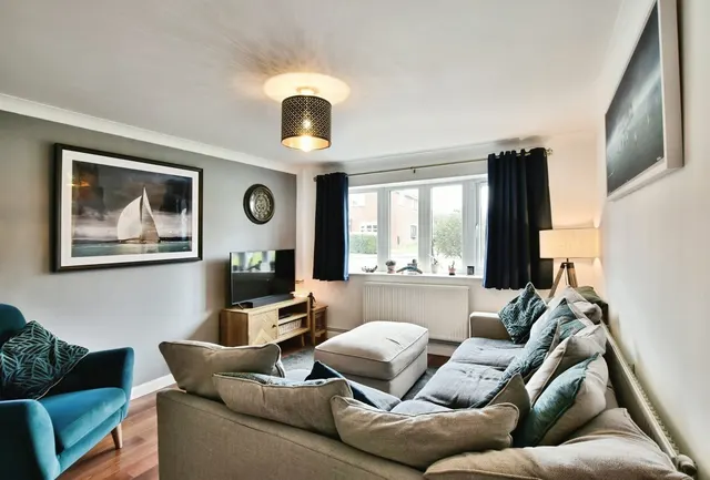 Photo 3 — Drake Road, Broadheath, Altrincham, WA14