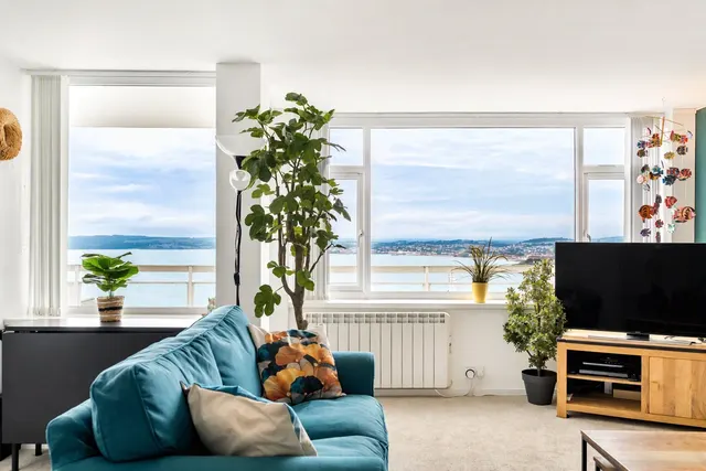 St Lukes Road South, Torquay, TQ2
