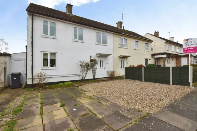 Photo 3 — Whitteney Drive North, Leicester