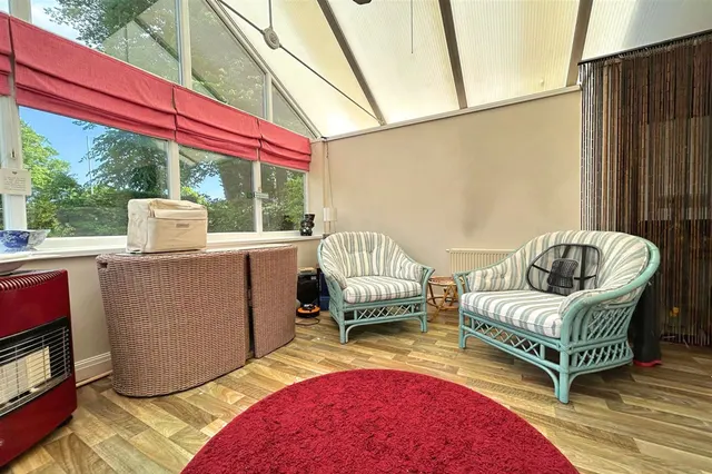 Goodwood Avenue, Manchester, photo 3