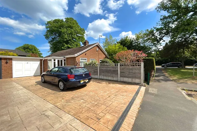 Goodwood Avenue, Manchester, photo 1