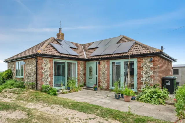 Keswick Road, Bacton, Norwich, photo 1