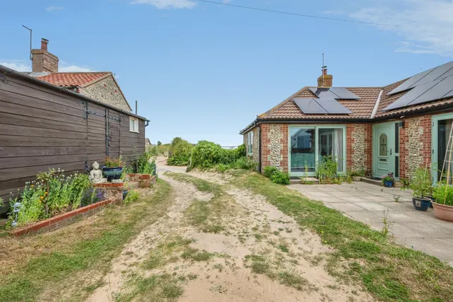 Photo 3 — Keswick Road, Bacton, Norwich