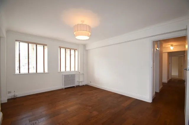 Photo 2 — Stamford Court, W6