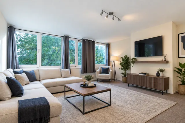 Ibsley Gardens, London, SW15, photo 1